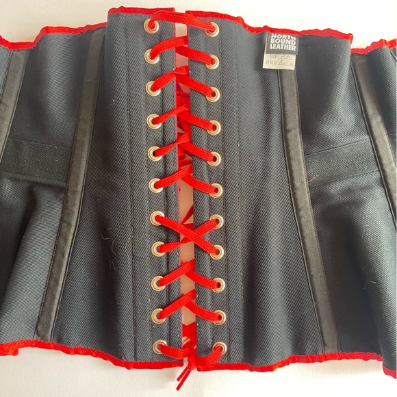 North Bound Leather Women’s Satin Red Underbust Cincher / Corset - Picture 11 of 13